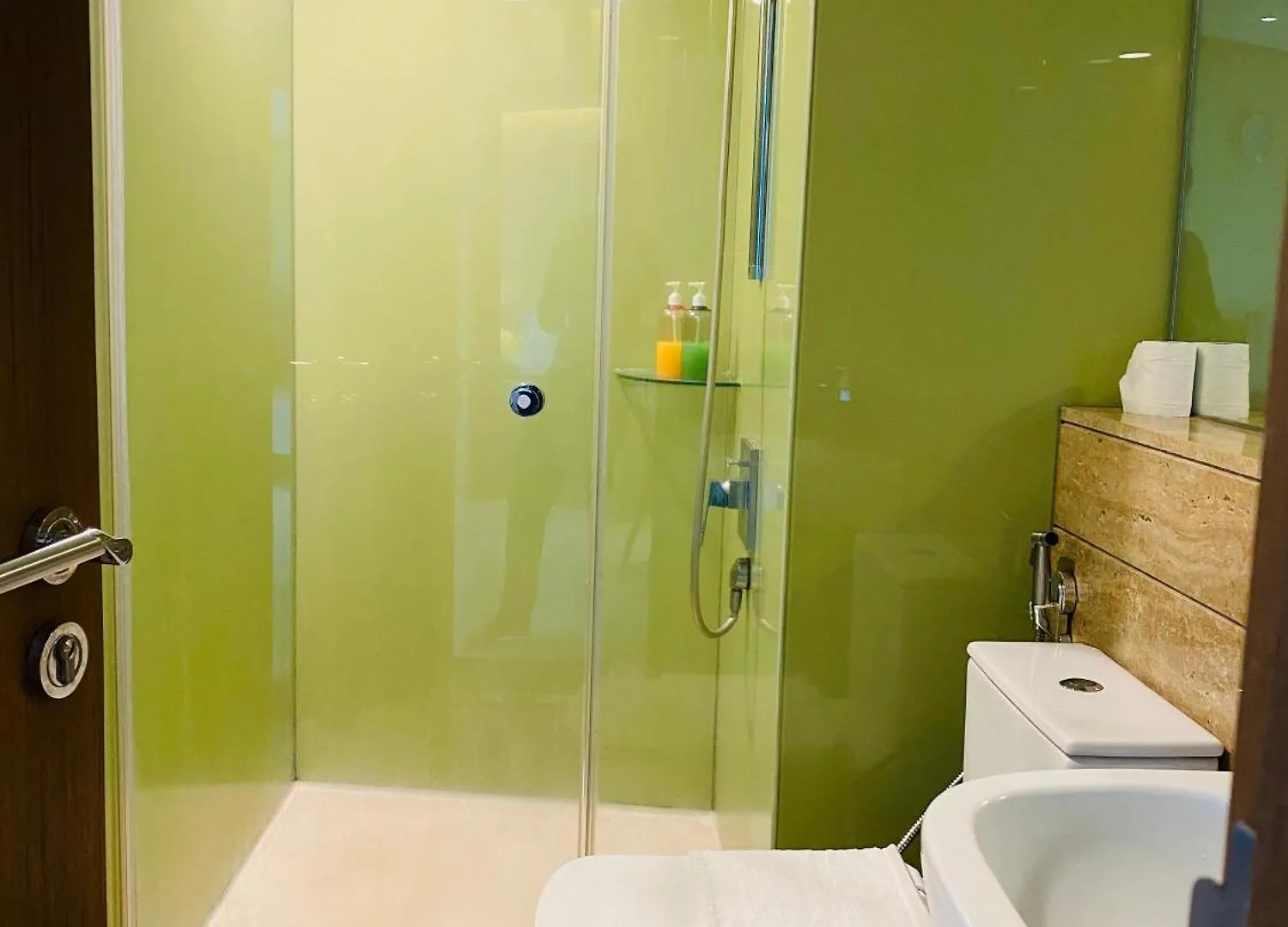 Vortex Suites Klcc, 10 Pax - 3 Bedrooms Apartment Kuala Lumpur 4*,