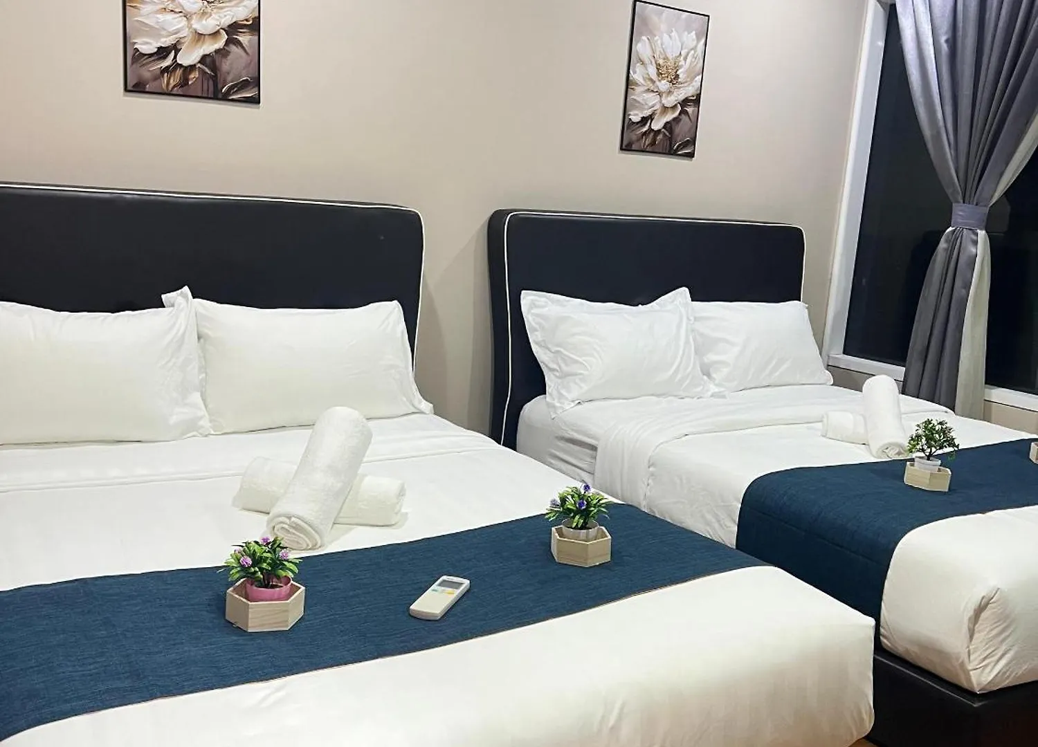 Vortex Suites Klcc, 10 Pax - 3 Bedrooms Apartment Kuala Lumpur Hotel
