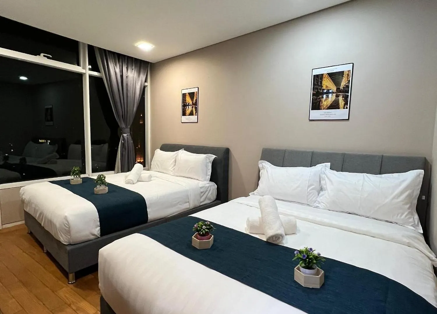 Vortex Suites Klcc, 10 Pax - 3 Bedrooms Apartment Kuala Lumpur