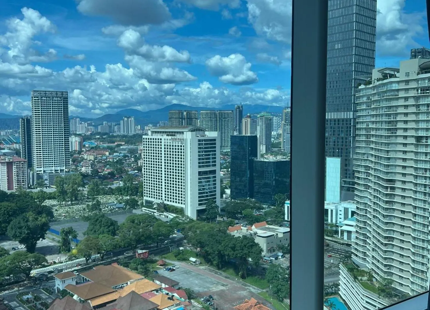 Vortex Suites Klcc, 10 Pax - 3 Bedrooms Apartment Kuala Lumpur